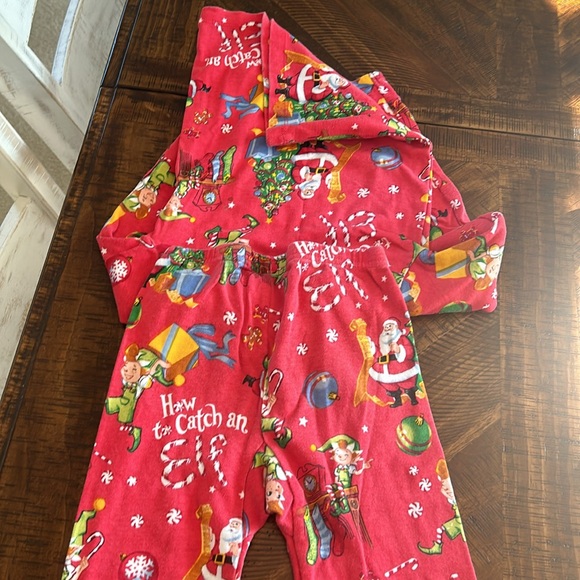 Unisex kids Elf PJs - Picture 5 of 5